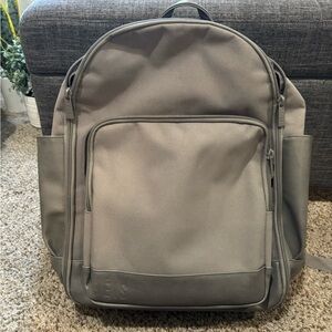 Beis Travel Gray Backpack